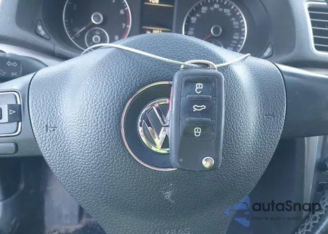 2015 Volkswagen Passat 1.8T Limited Edition from USA, damaged, VIN 1VWAS7A31FC101729